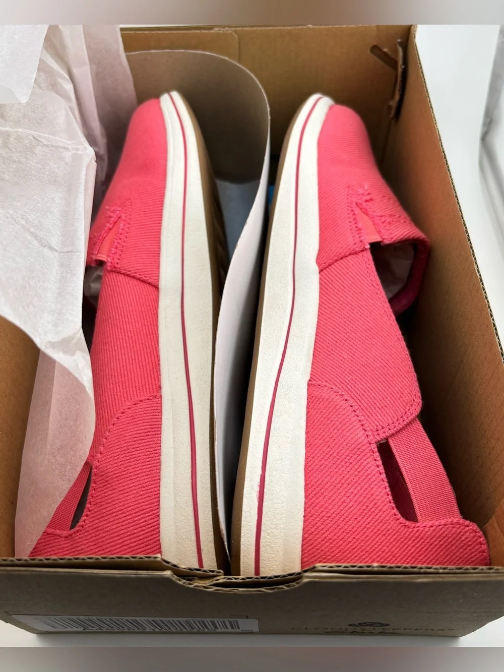 Clarks canvas slip